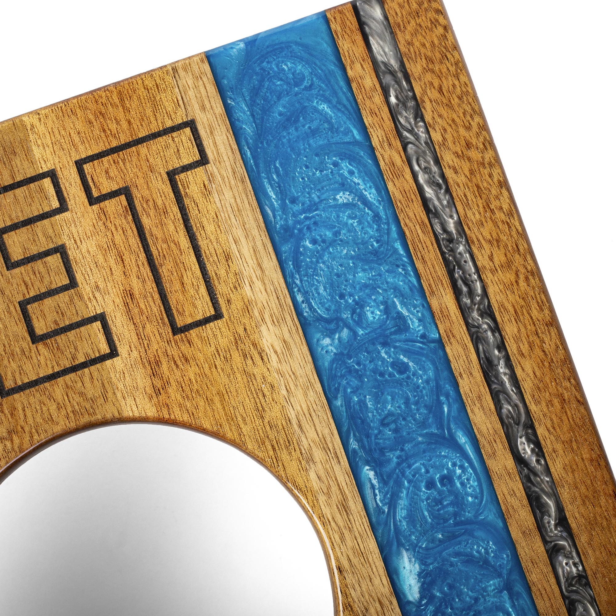 1ft x 2ft Gameday Teams Epoxy Resin Wood Compact Travel Cornhole Board Set