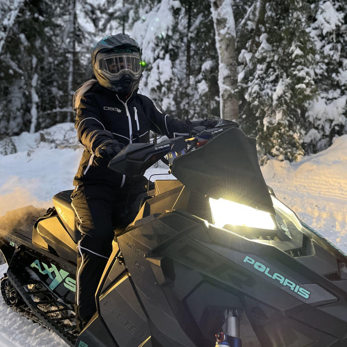 Trail Elite Snowmobile Jacket with Primaloft Insulation - Small & Medium Only