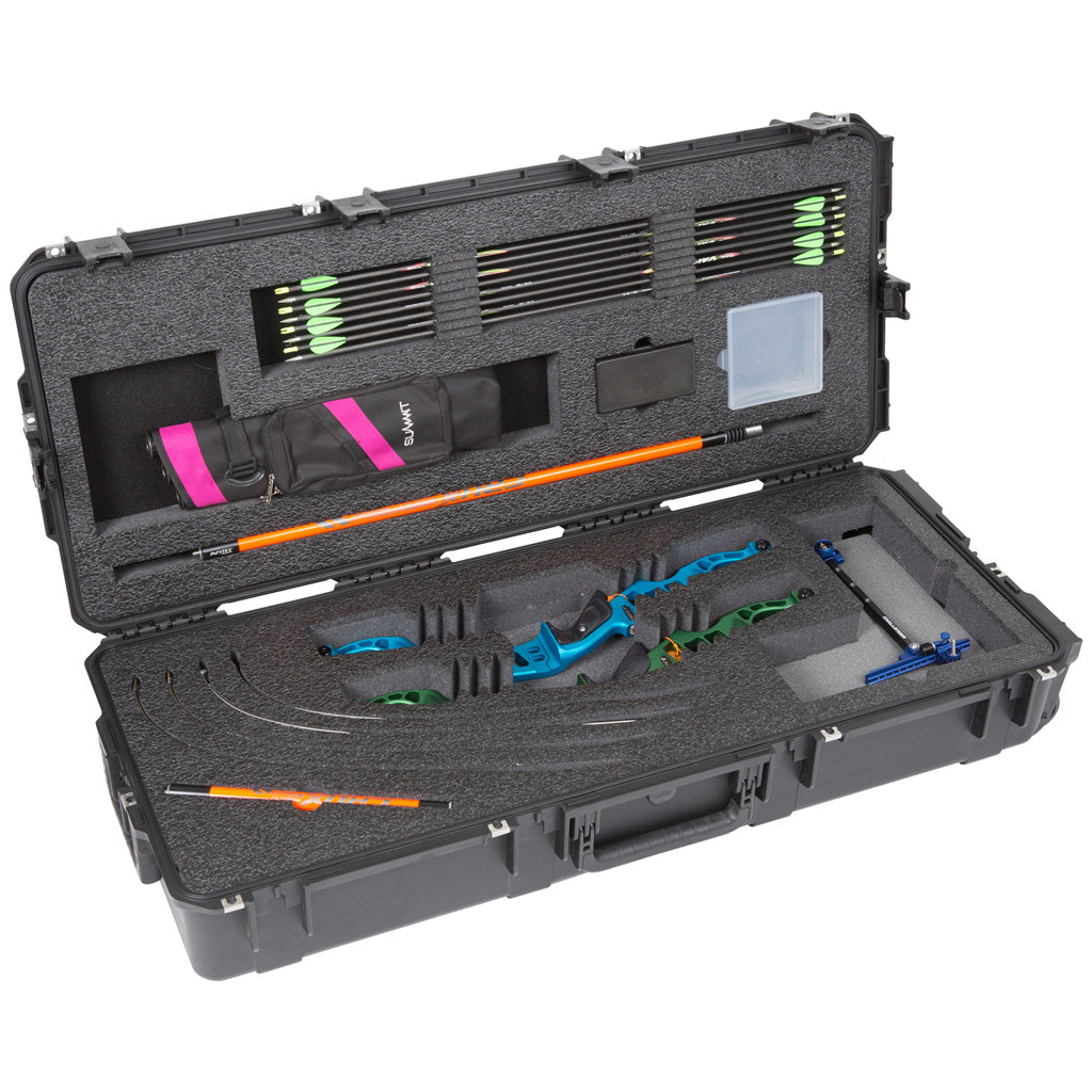 SKB iSeries Double Recurve Case - Ideal for Takedown Recurves and Quivers