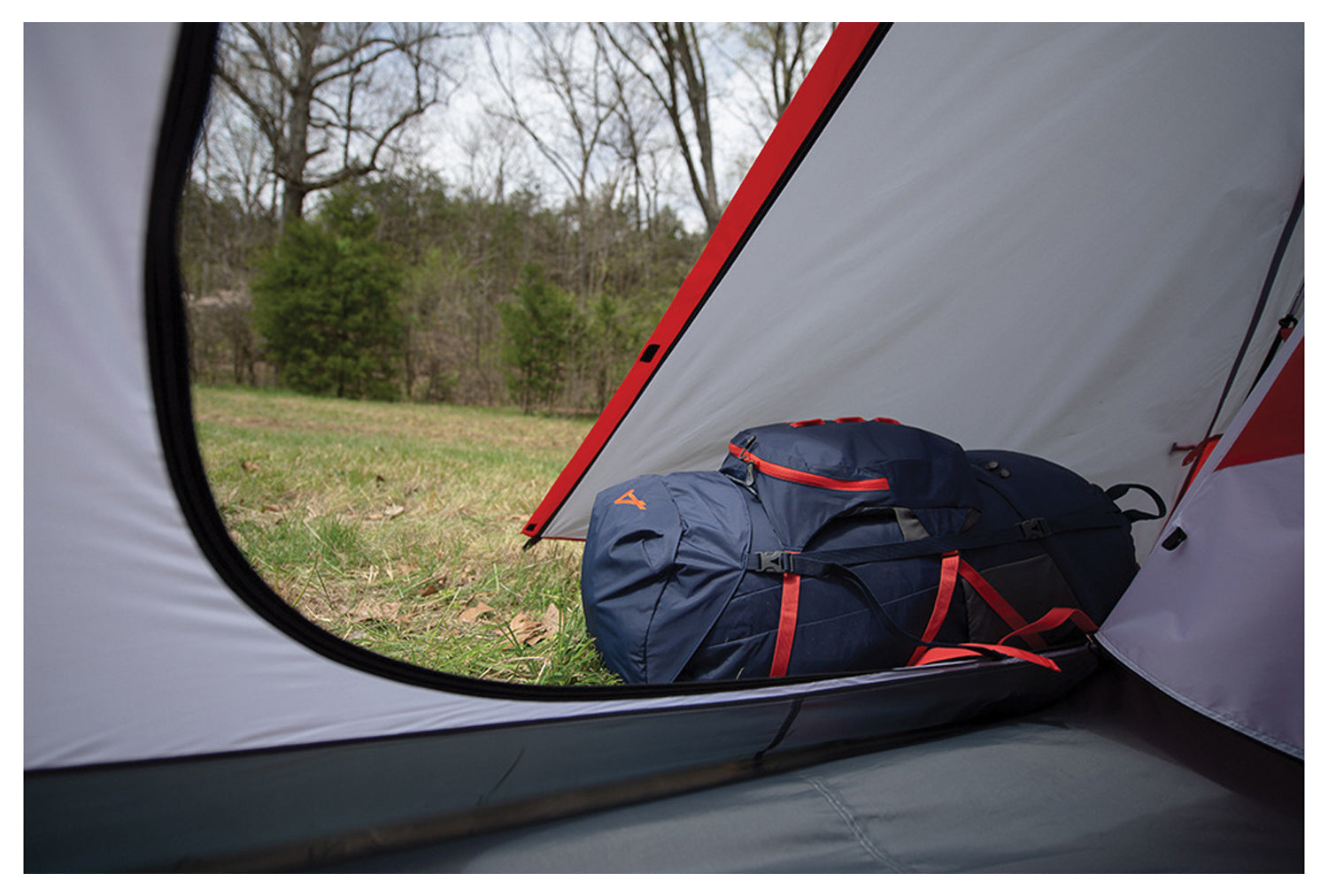 ALPS MOUNTAINEERING Taurus 4 - Spacious 4-Person Tent