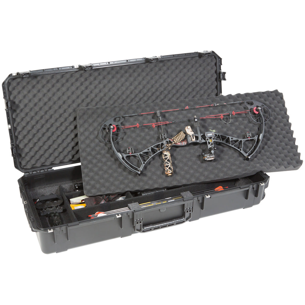 SKB iSeries Ultimate Bow Case Small - Perfect for Dual Bow Storage