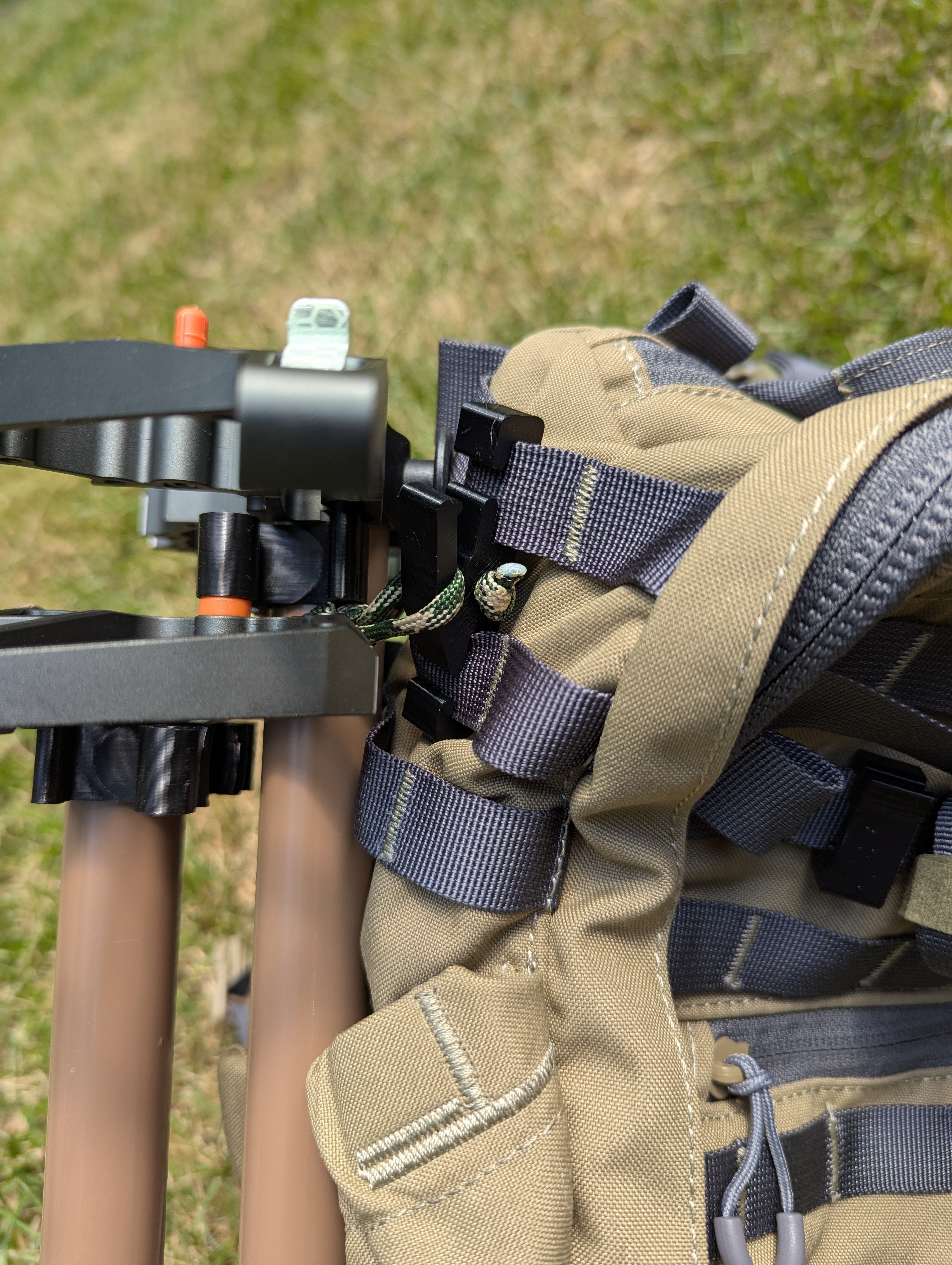 Molle Reverser Clip