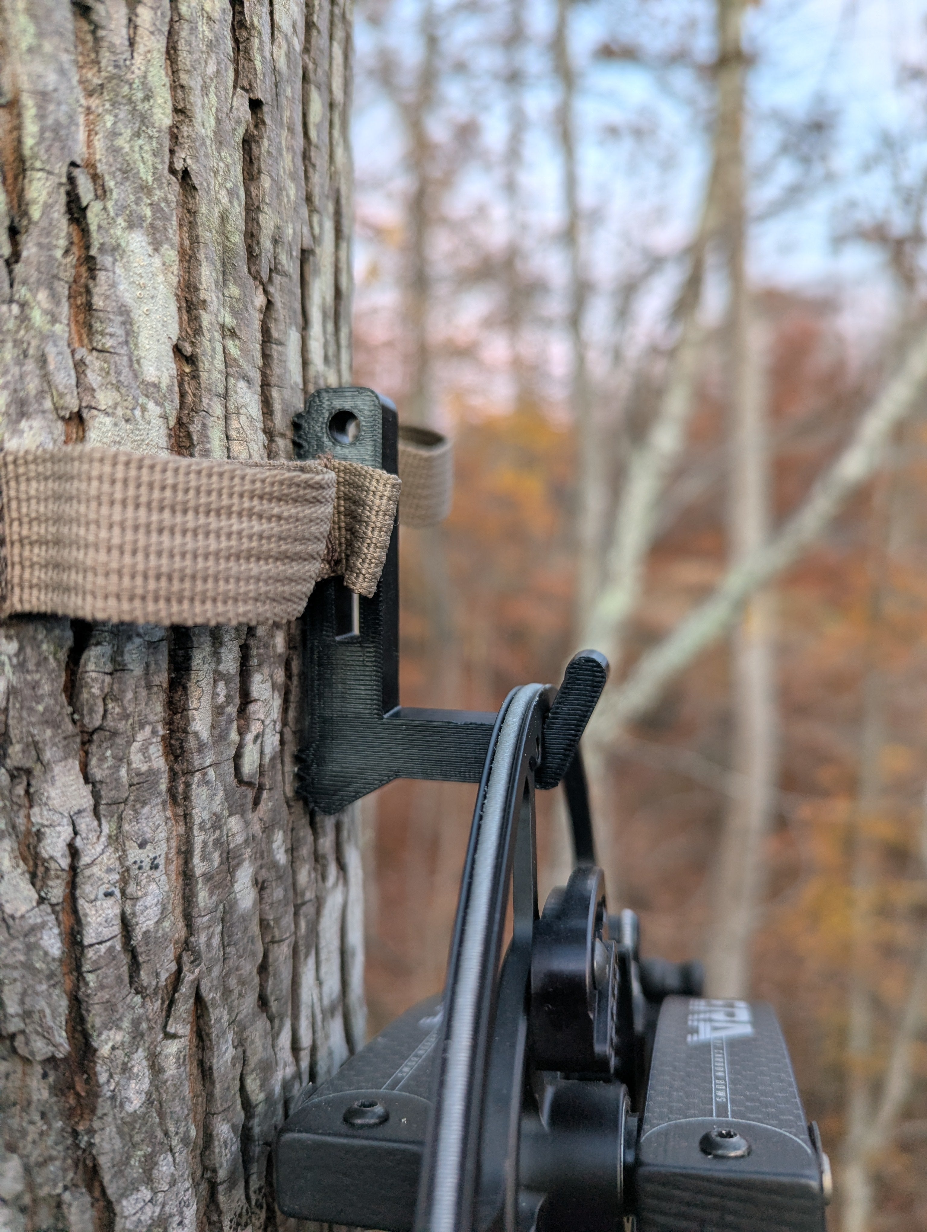 Split Limb Bow Hanger - Rope or Strap