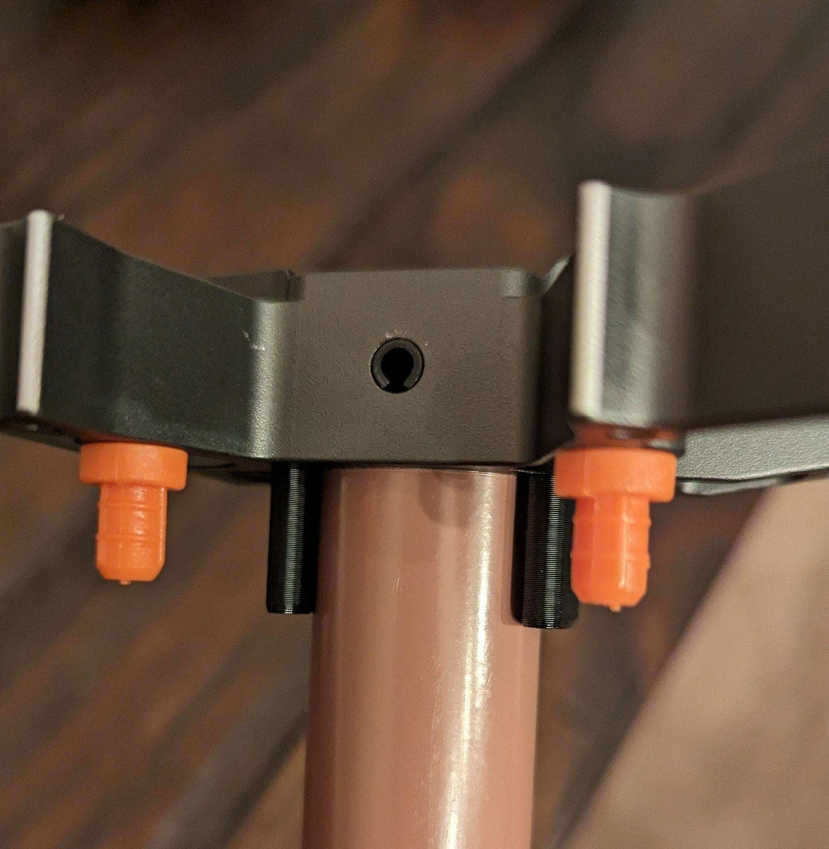 1" Round Stick Caddy for Saddle Hunting - Tethrd One, Latitude Synergy, Arsenal Carbonlite, TreeStyx
