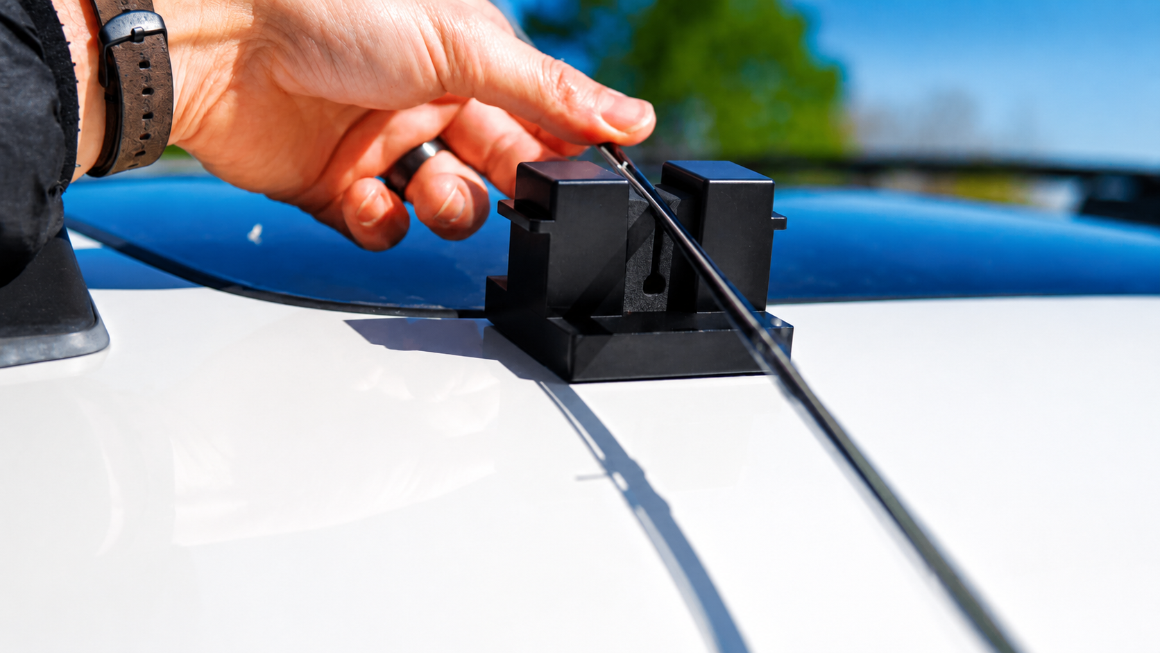 ON THE FLY / Magnetic Rod Holder