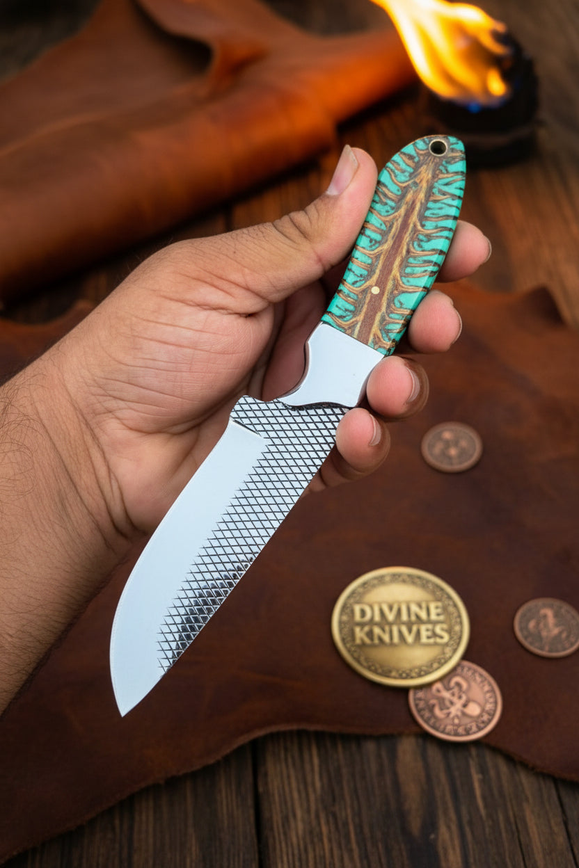 Emerald Pinecone Ranch Skinner Knife with Carved Wood Handle