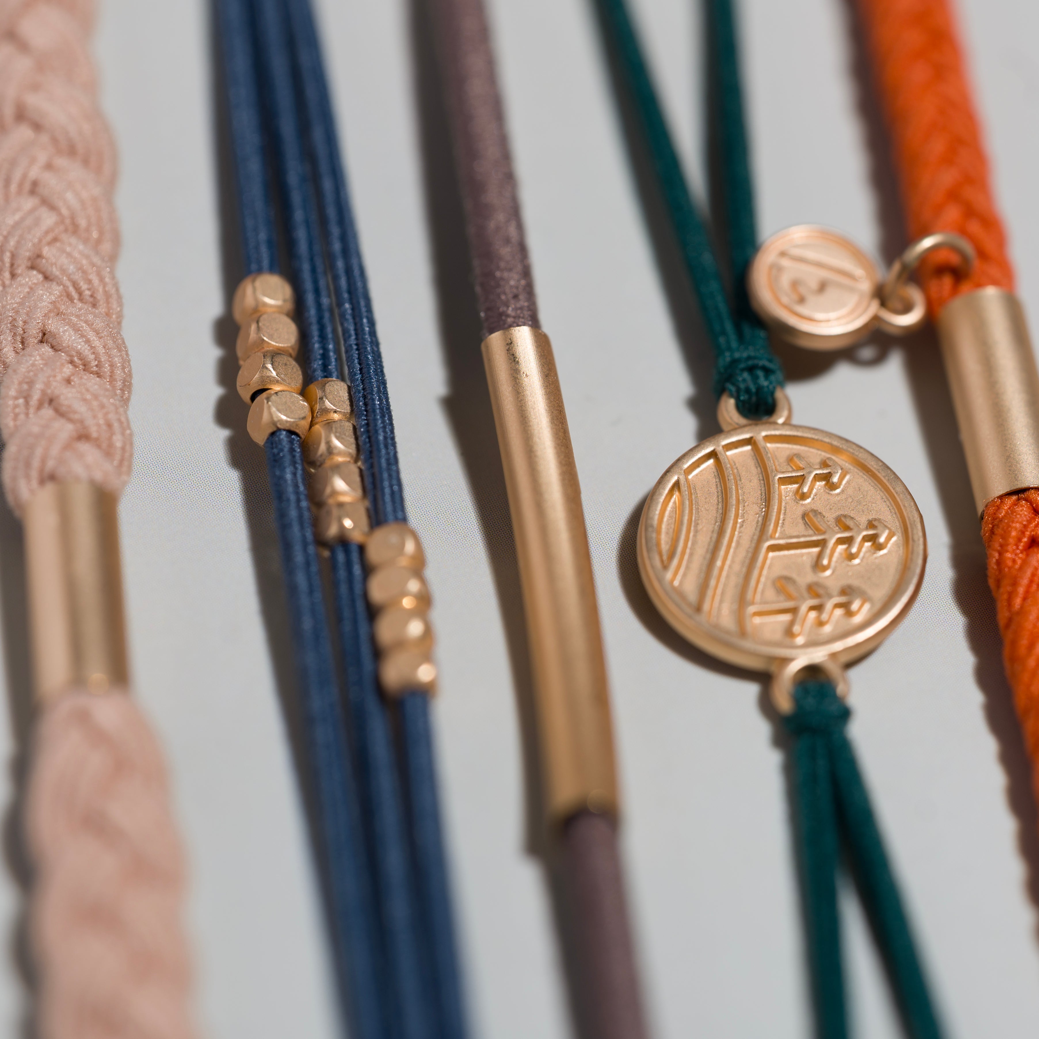 Discover - Hair Tie Bracelet