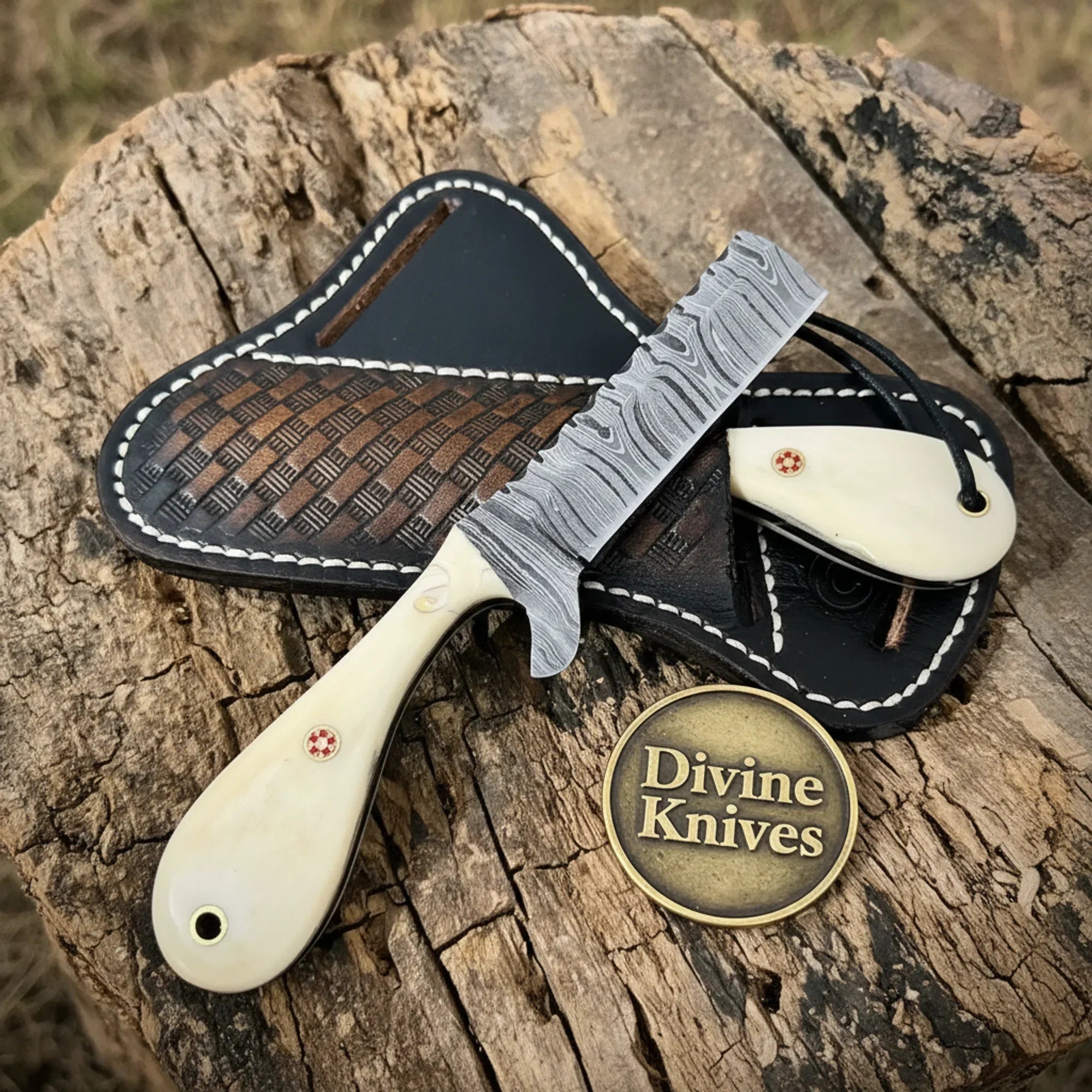 Ram Horn Damascus Skinning Knife with Crossdraw Sheath