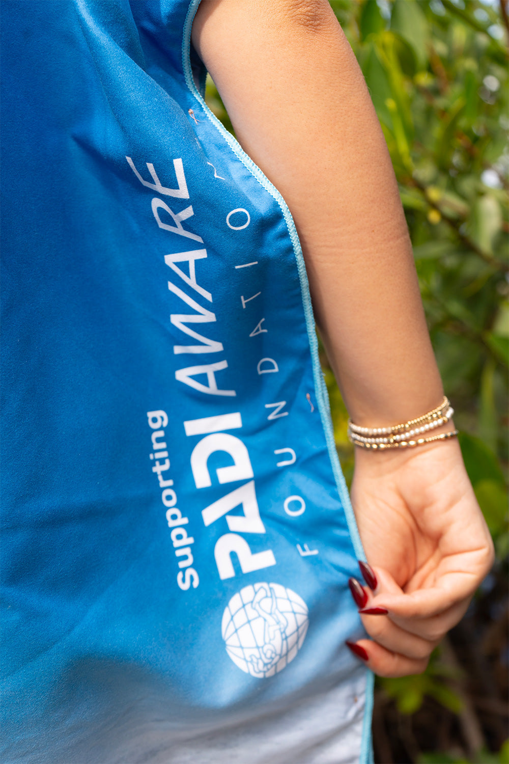 PADI Aware - Shark Close-Up Towel Poncho (Regular)