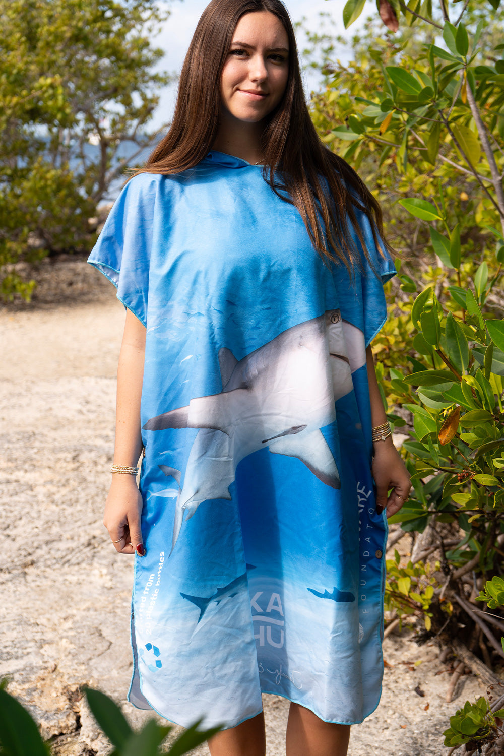PADI Aware - Shark Close-Up Towel Poncho (Regular)
