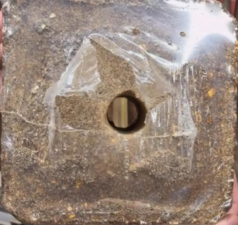 Patented Feed Block Mount T-Post