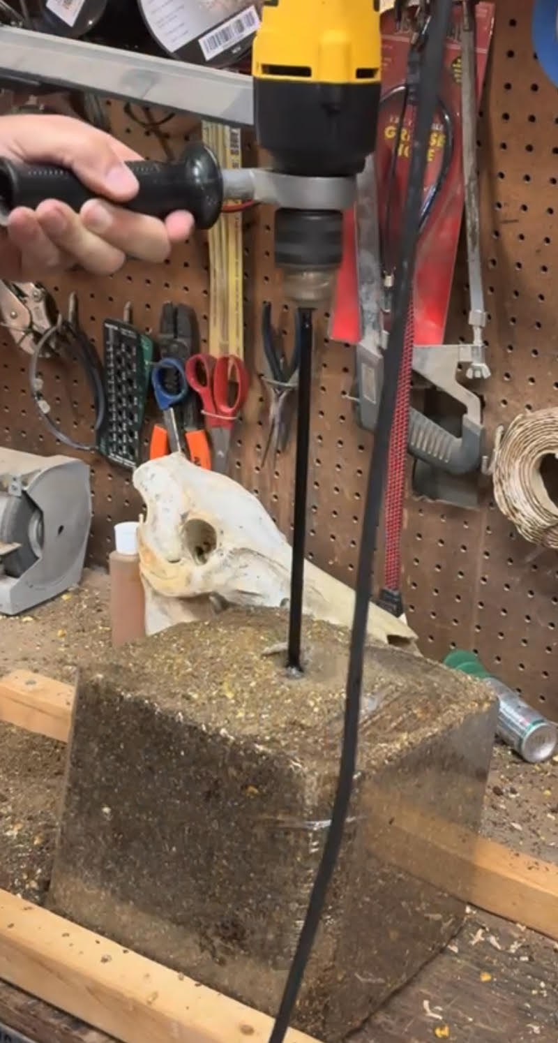 Patented Feed Block Mount T-Post