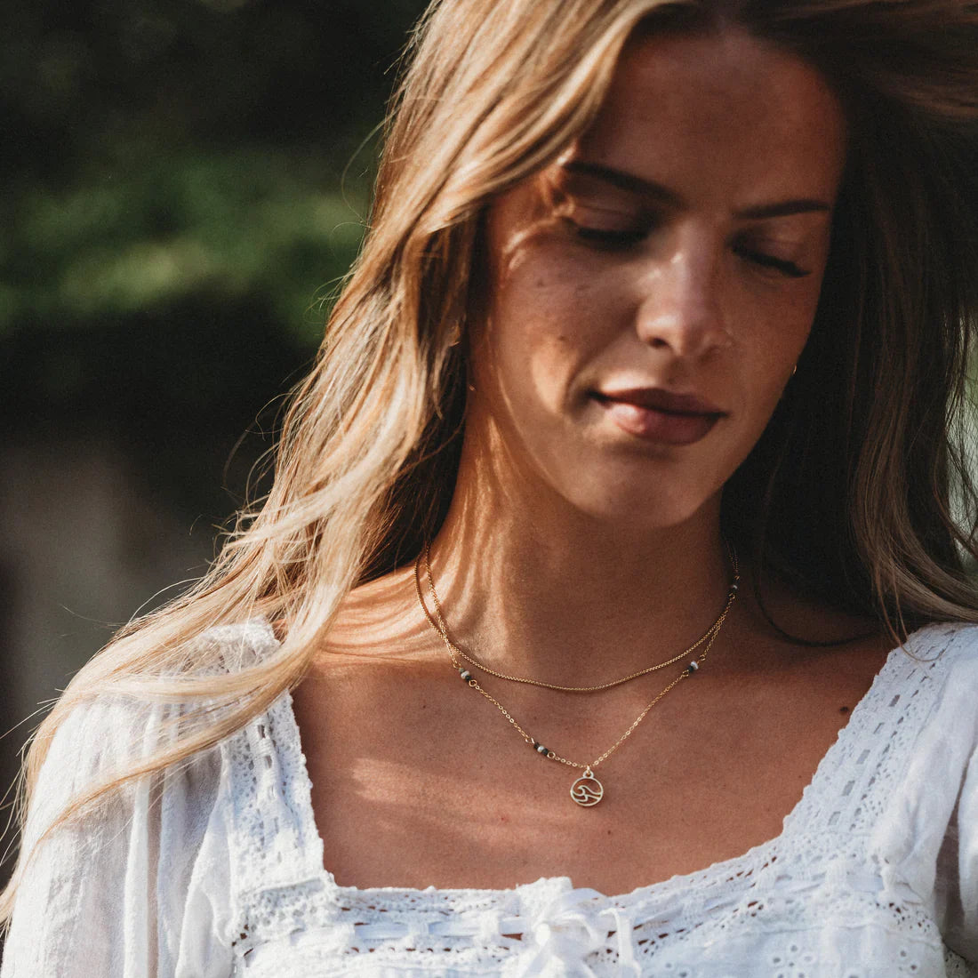 "Reflect" Golden Wave Necklace Set