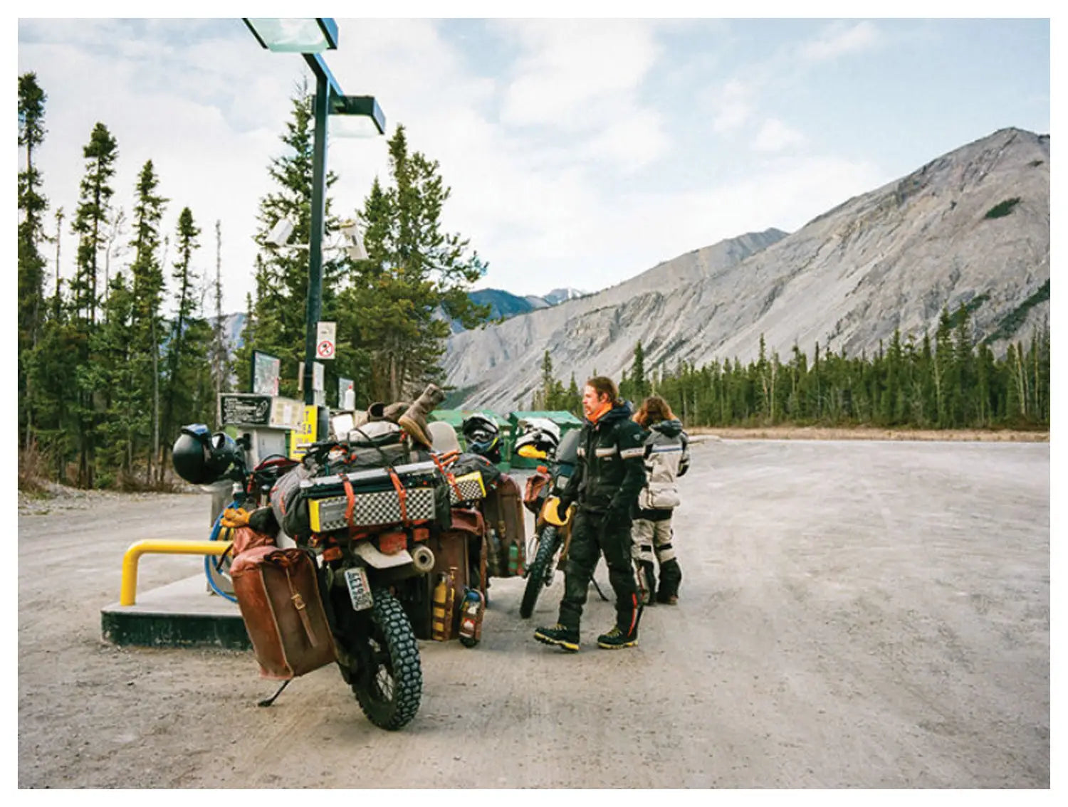 Z Lite Sol R Limon/Silver