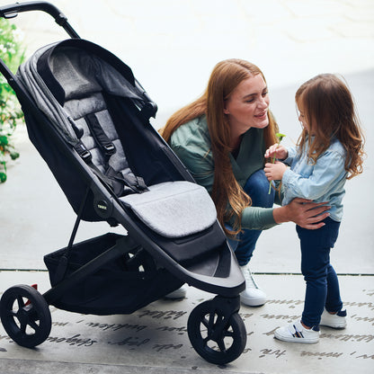 Thule Spring Stroller in Blue – Lightweight and Compact Baby Travel Solution
