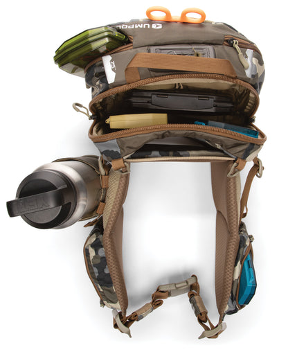UMPQUA Zs2 Ledges 650 Waist Pack Camo for Outdoor Adventures