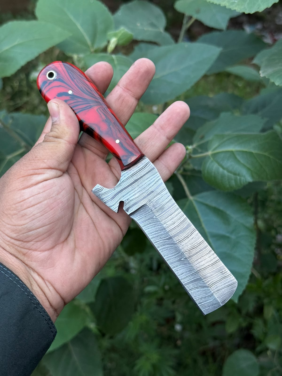 Crimson Razor Edge Bull Cutter Knife with Marbled Handle
