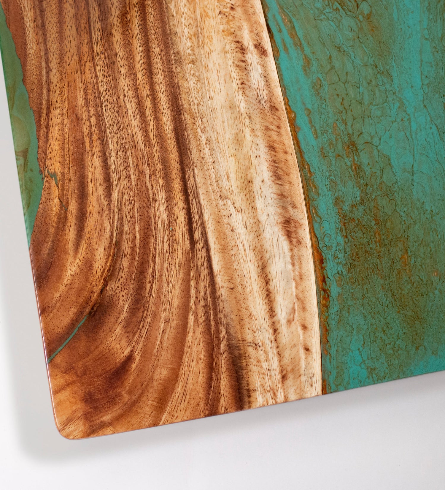 2ft x 4ft Resin &amp; Wood Classic Cornhole Set | Live Edge River Collection