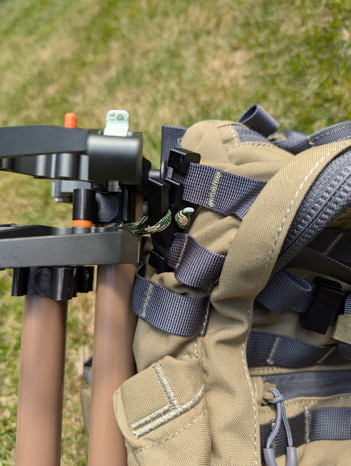 Molle Reverser Clip