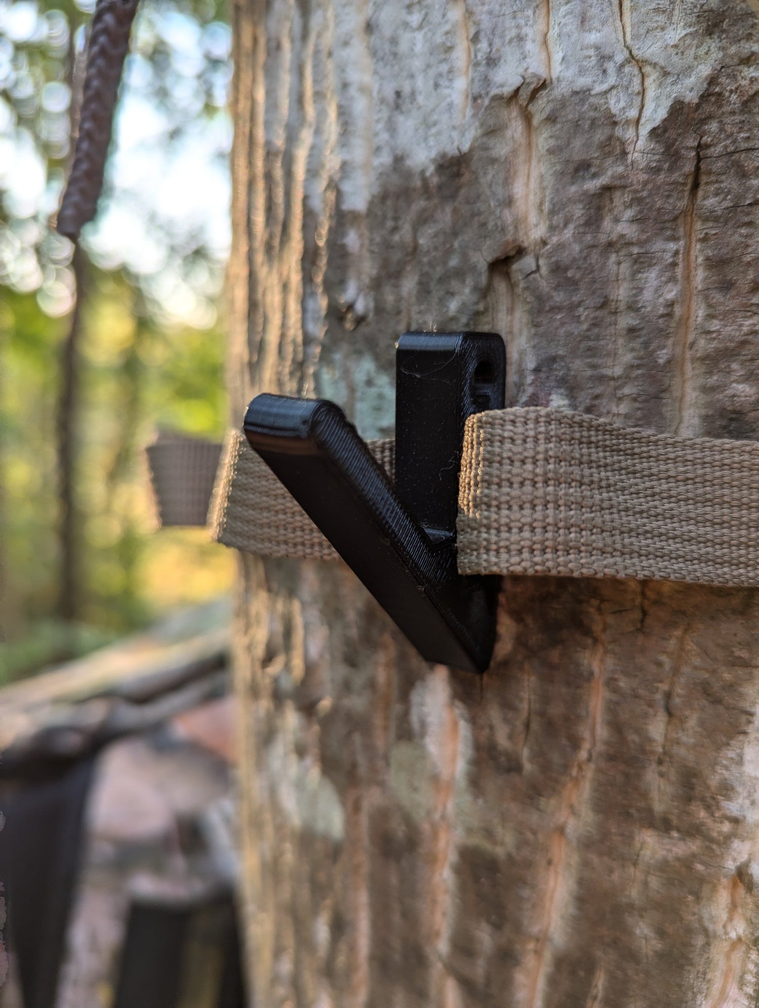 Angled Gear Hook for Saddle Hunting