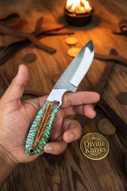 Emerald Pinecone Ranch Skinner Knife with Carved Wood Handle