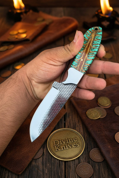 Emerald Pinecone Ranch Skinner Knife with Carved Wood Handle
