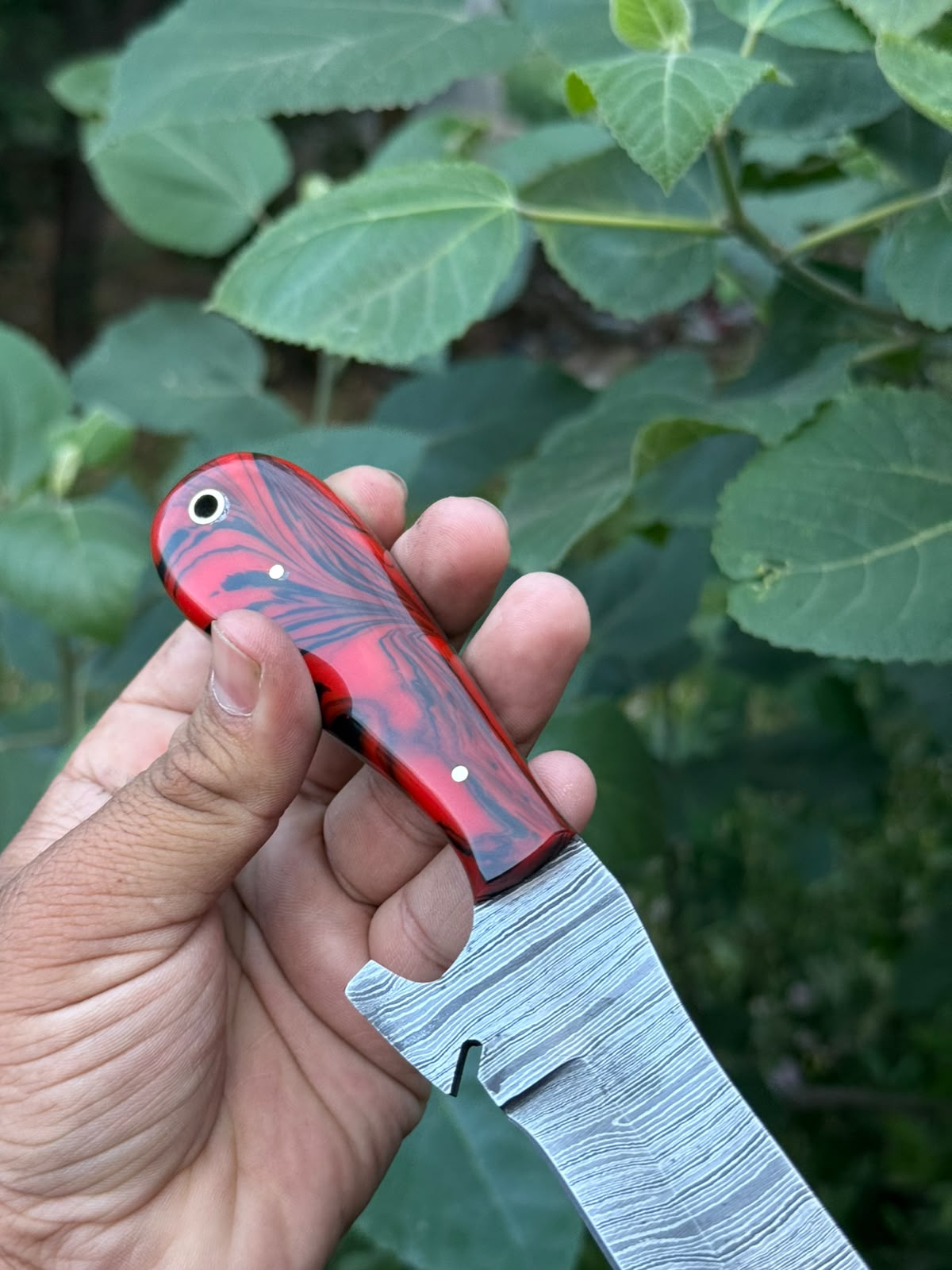 Crimson Razor Edge Bull Cutter Knife with Marbled Handle