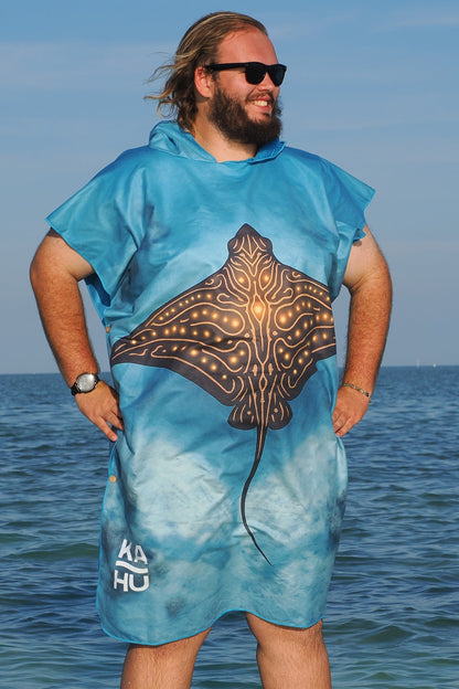 Hihimanu - Ornate Eagle Ray Towel Poncho (Max)
