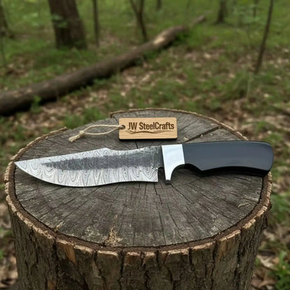 Damascus Trailing Point Fixed Blade Hunting Knife — Forged Ladder Pattern Blade, Black Resin Handle &amp; Steel Guard