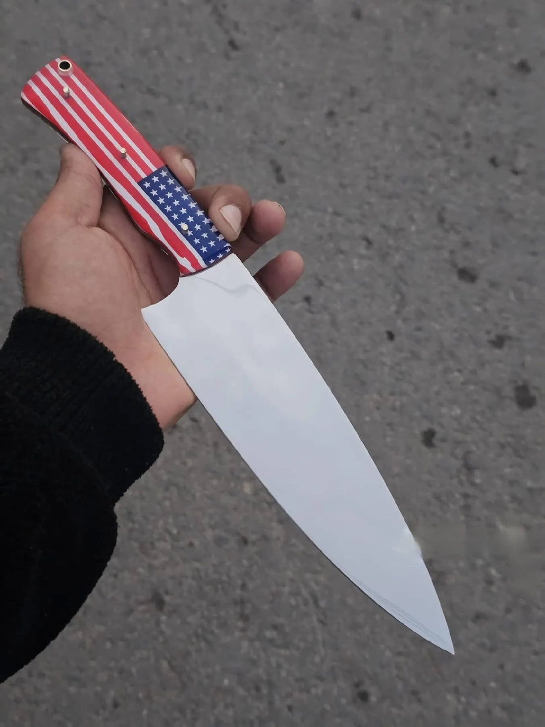 American Flag Handle Chef Knife with Wide Cutting Blade for Patriotic Kitchens