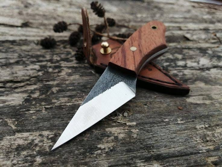 Kiridashi Style Utility Knife with Rosewood Handle and Leather Belt Sheath