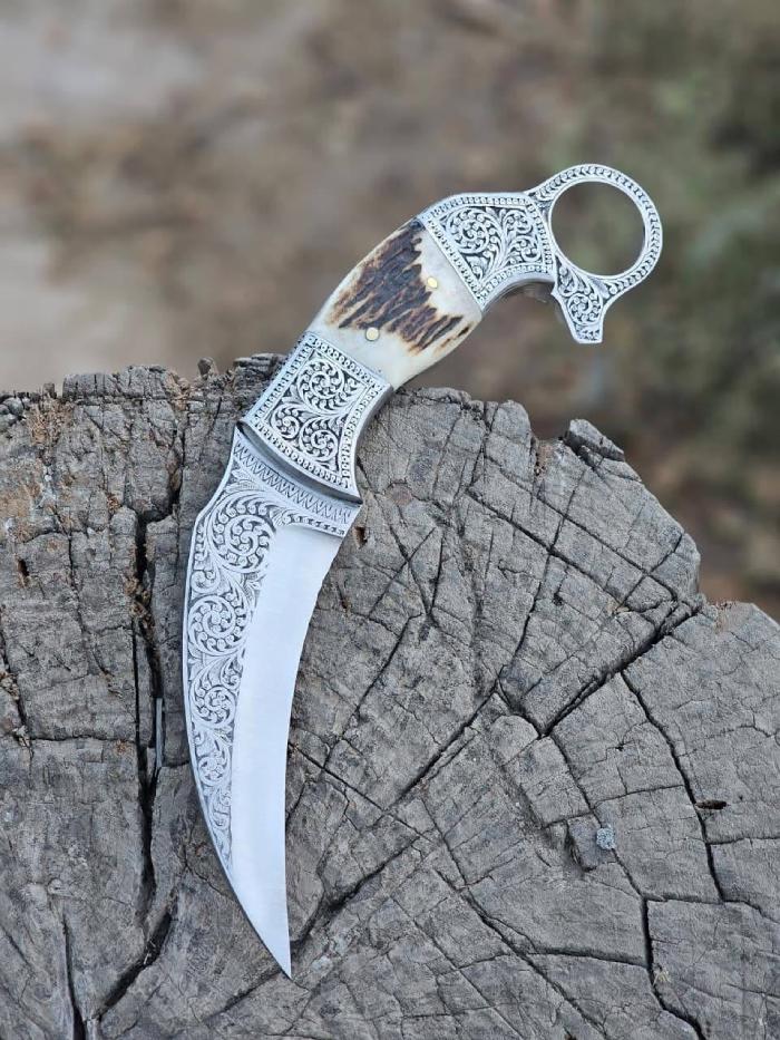 Engraved Twin Karambit Knife Set with Scrollwork Blades and Stag Handles
