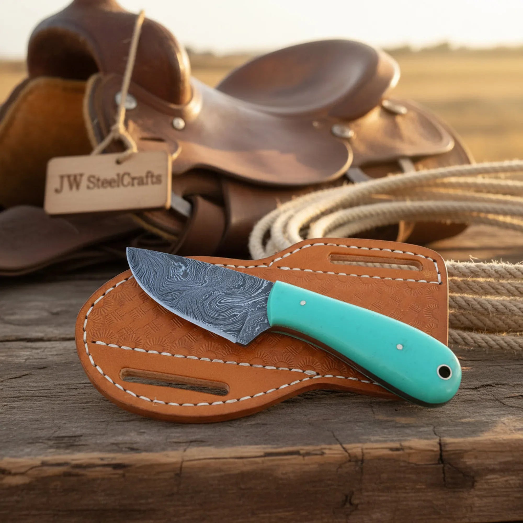 Cowboy Skinner Knife with Turquoise Resin Handle