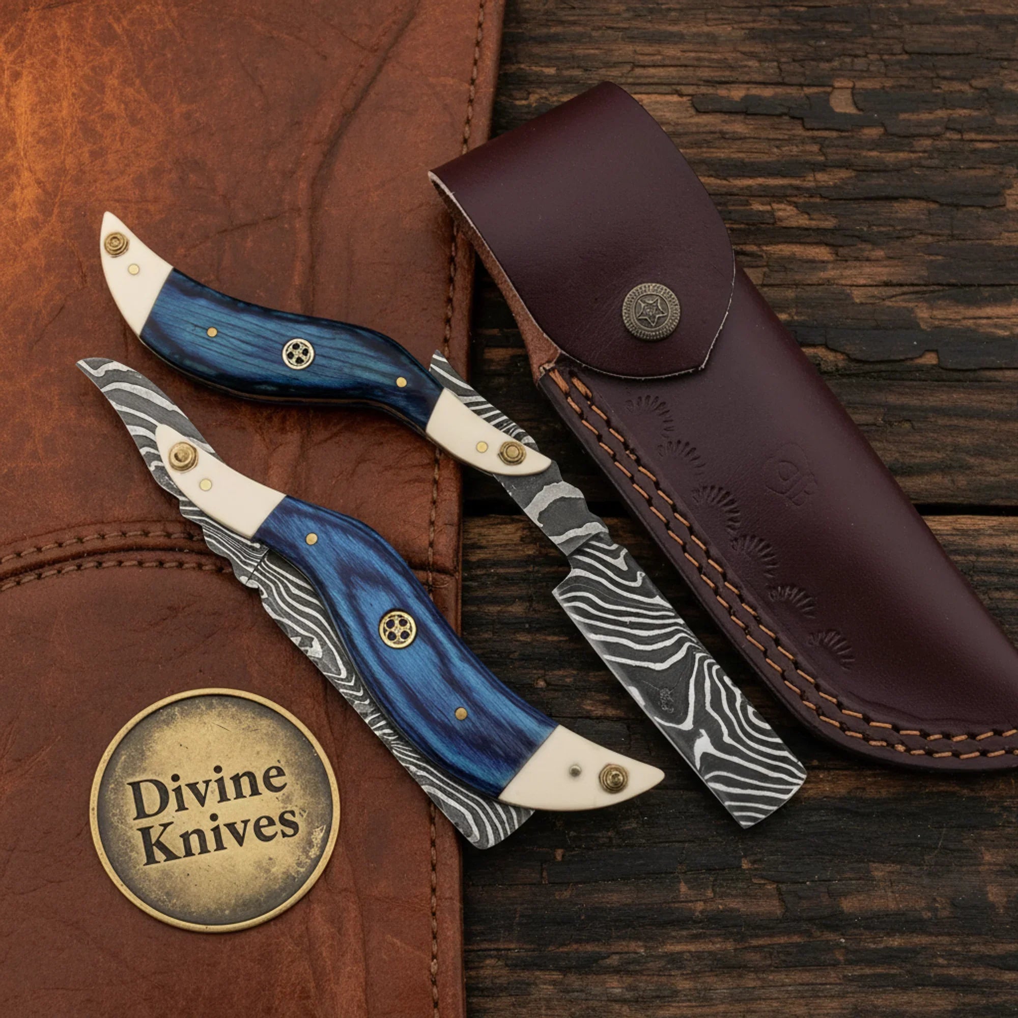 Blue Resin Handle Damascus Straight Razor for Traditional Shaving