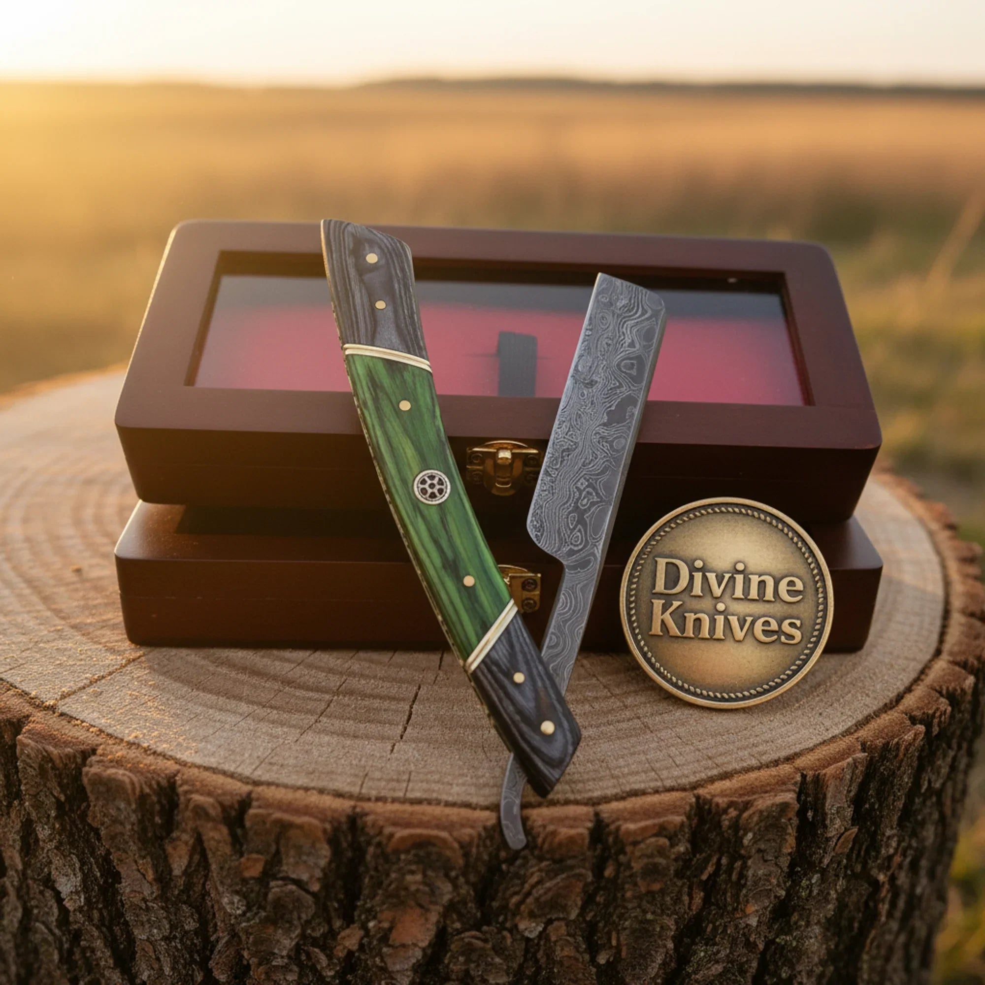 Green &amp; Black Pakkawood Damascus Straight Razor – Handcrafted Cut-Throat Razor with Display Box