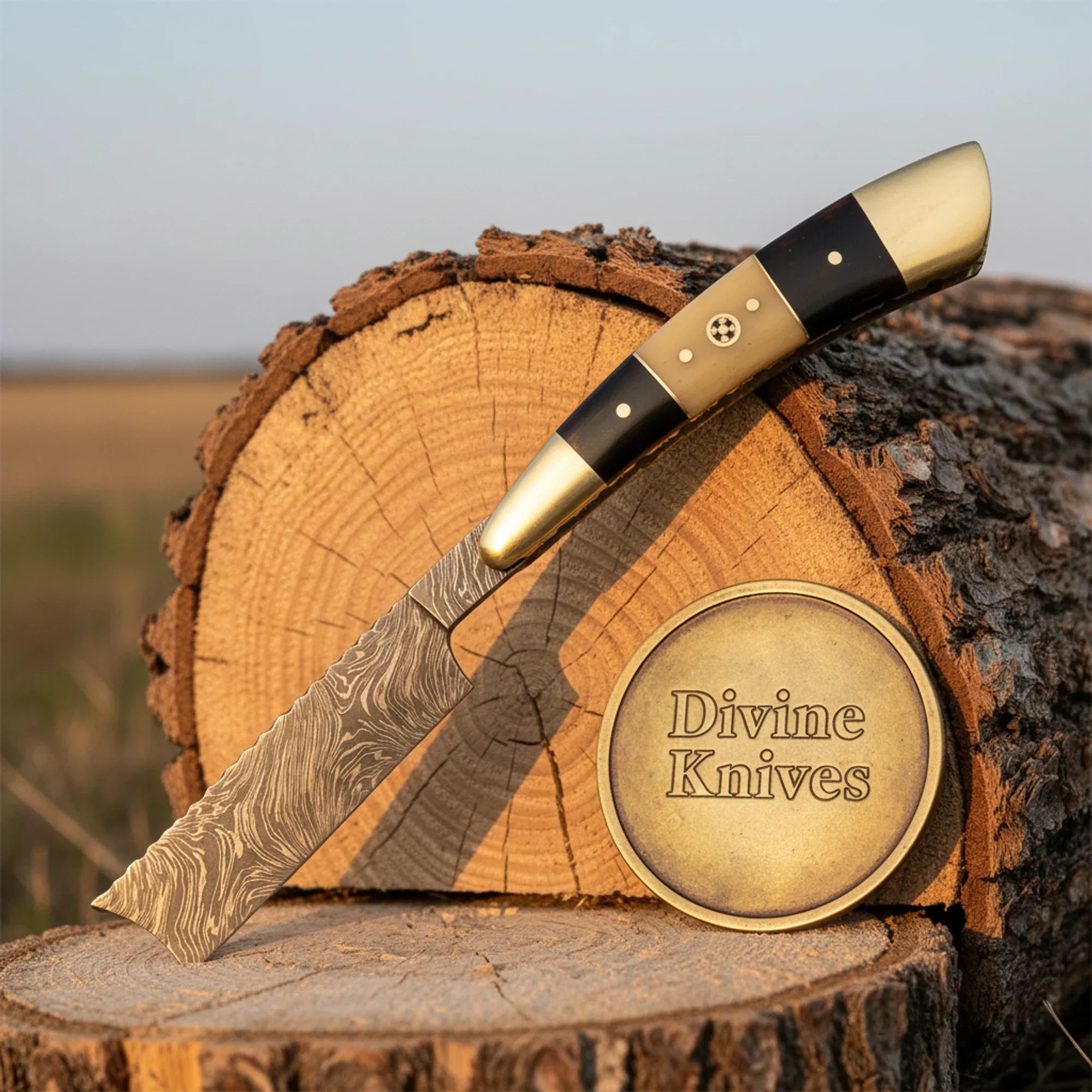 Camel Bone Damascus Straight Razor with Brass Bolster – Handcrafted Heirloom Cut-Throat Razor