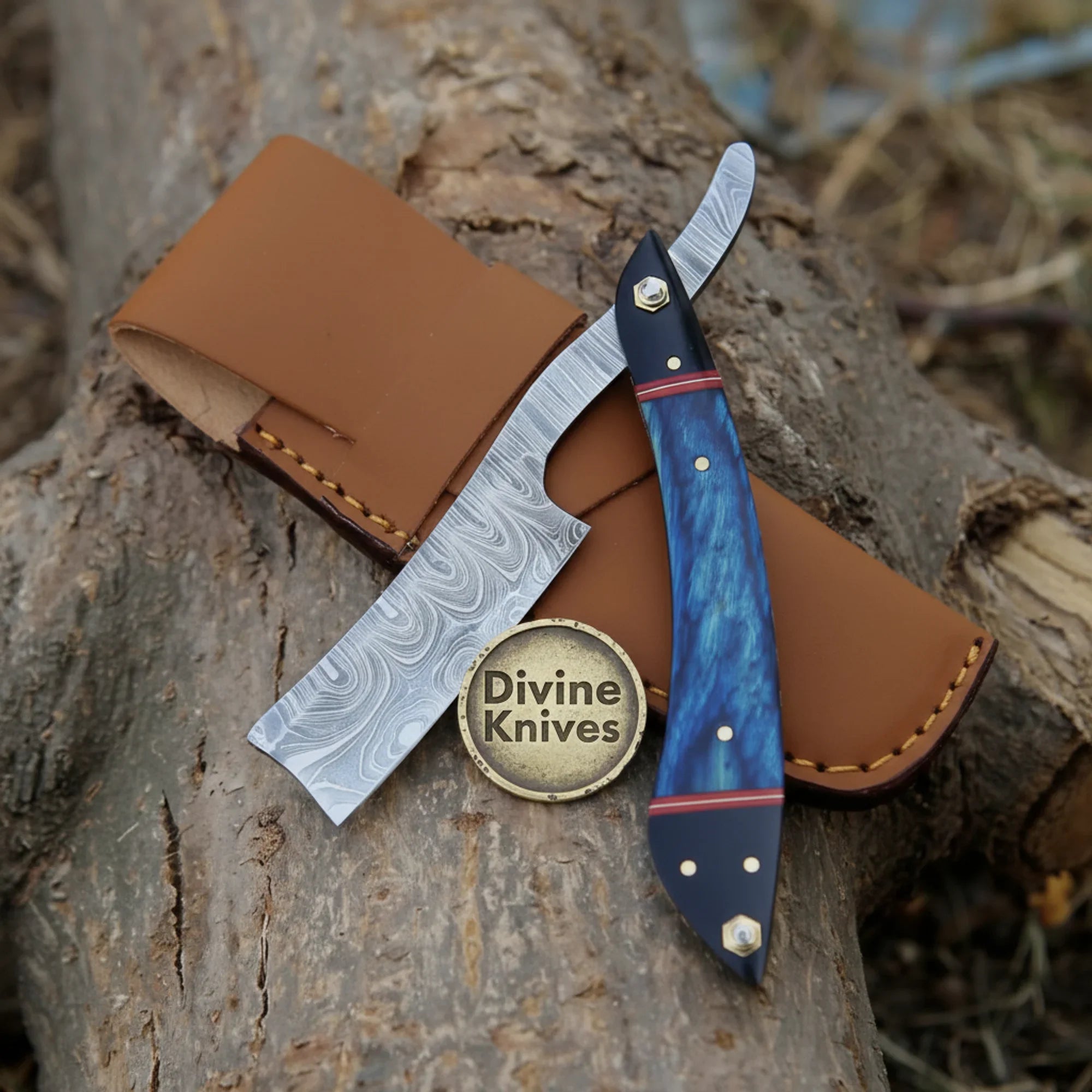 Twisted Damascus Straight Razor with Blue &amp; Black Resin Handle – Handcrafted Cut-Throat Razor