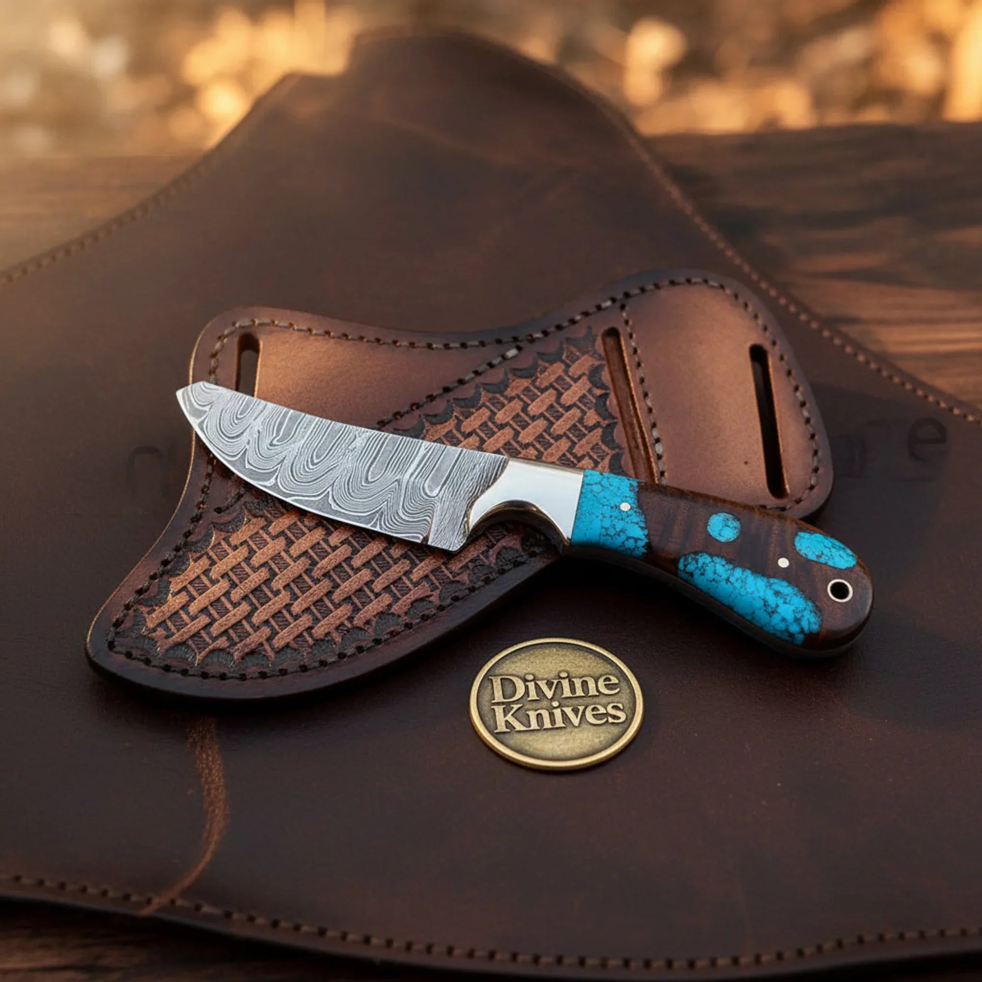 Turquoise Cowboy Knife with Damascus Blade &amp;amp; Wood- Resin Handle