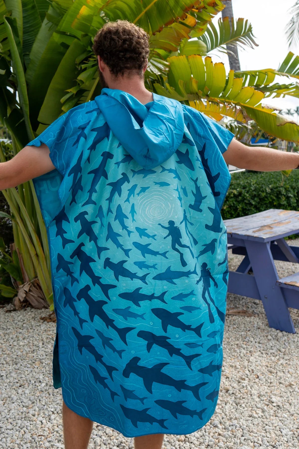 Kahu - Mano Kihikihi Towel Poncho (Max)