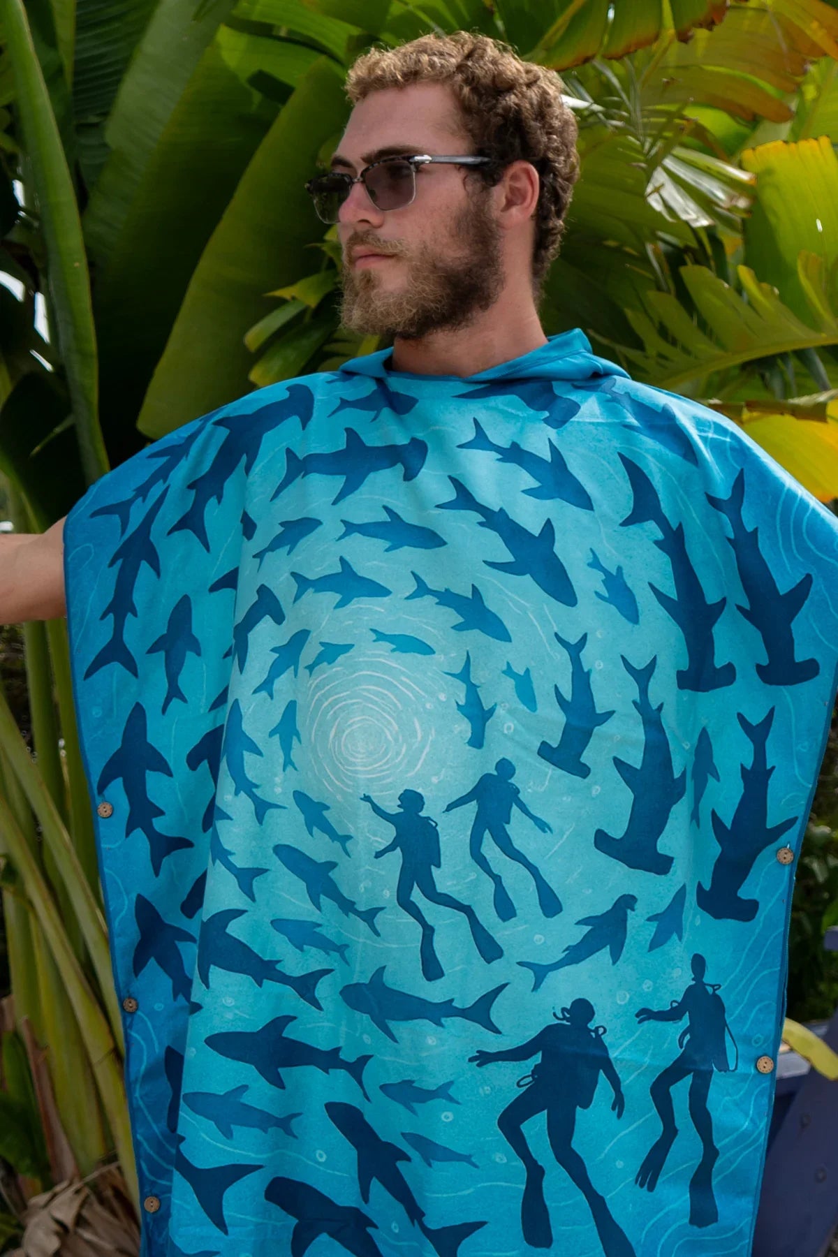 Kahu - Mano Kihikihi Towel Poncho (Max)