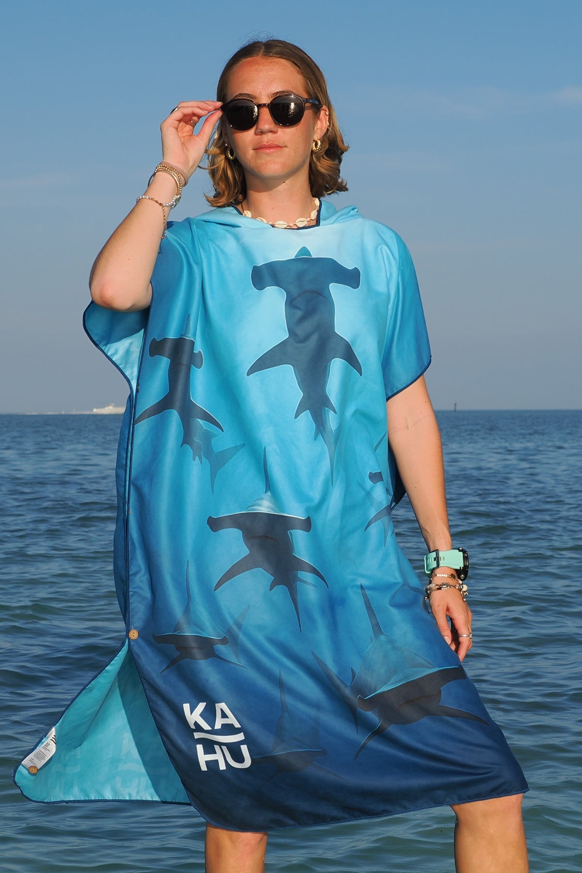 Kahu Mano Nui Towel Poncho (Regular)