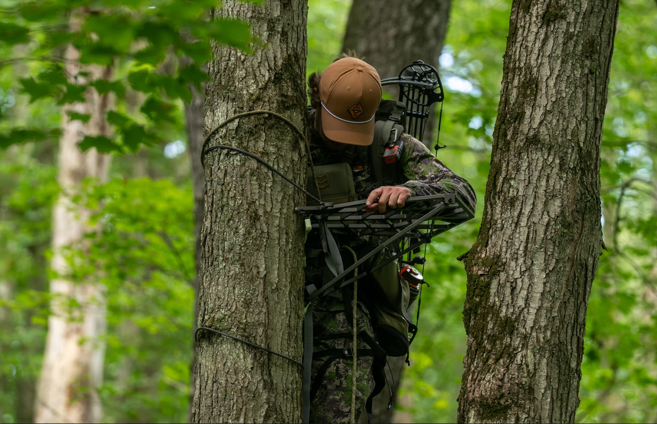 Kunai Hybrid Saddle Platform/Treestand