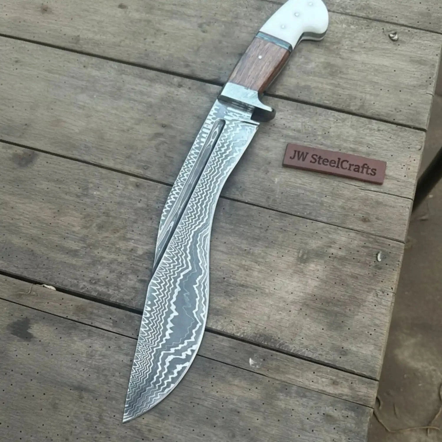 Damascus Gurkha Kukri Knife Handmade 10-Inch Curved Blade with Resin &amp; Wood Handle
