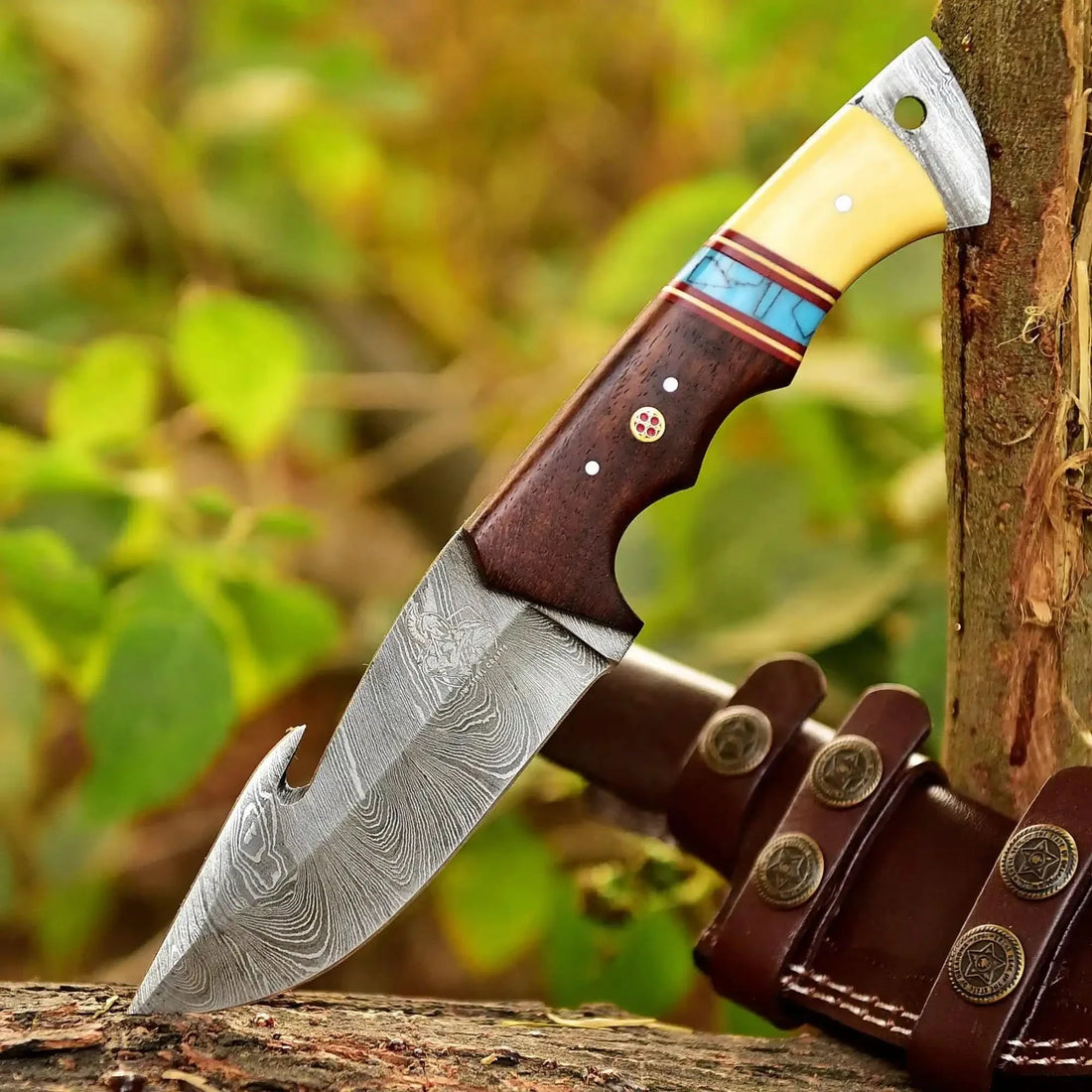 Gut Hook Hunting Knife with Bone, Resin &amp; Rosewood Handle | Damascus Pattern Blade