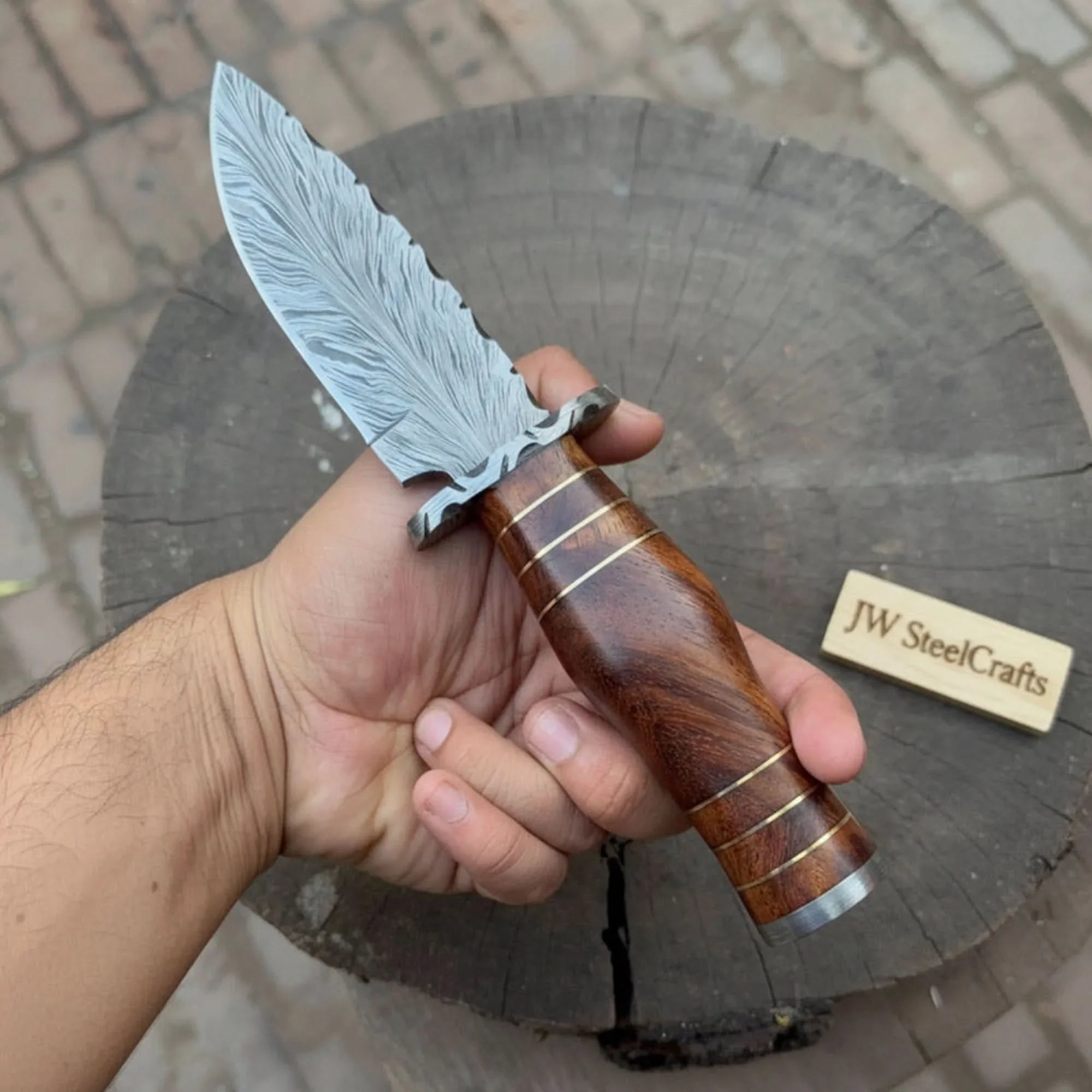 Handmade Damascus Bowie Knife 4.5” Clip Point Blade Rosewood Handle &amp; Guard